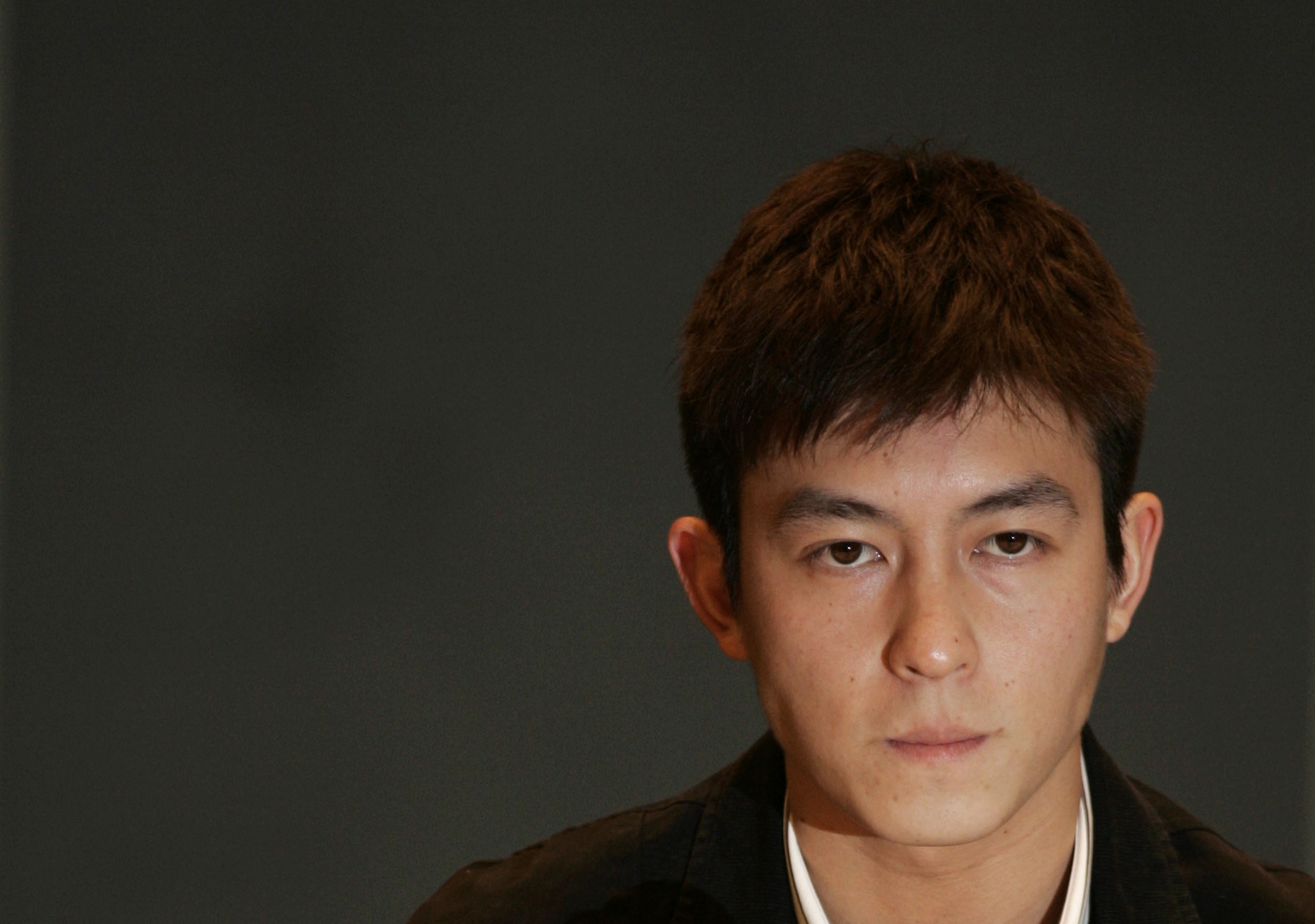 ボボチャン ヌード Hong Kong singer and actor Edison Chen attends a news confrence during his  first public appearance since a nude picture scandal broke in Hong Kong –  どがちゃがHONG KONG、OSAKA